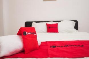 Hotel Reddoorz Near Plaza Araya Malang Blimbing  Zimmer foto