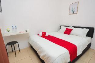 Hotel Reddoorz Near Plaza Araya Malang Blimbing  Zimmer foto